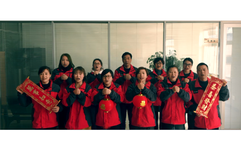 旭派電池銷售服務(wù)部給您拜年啦！